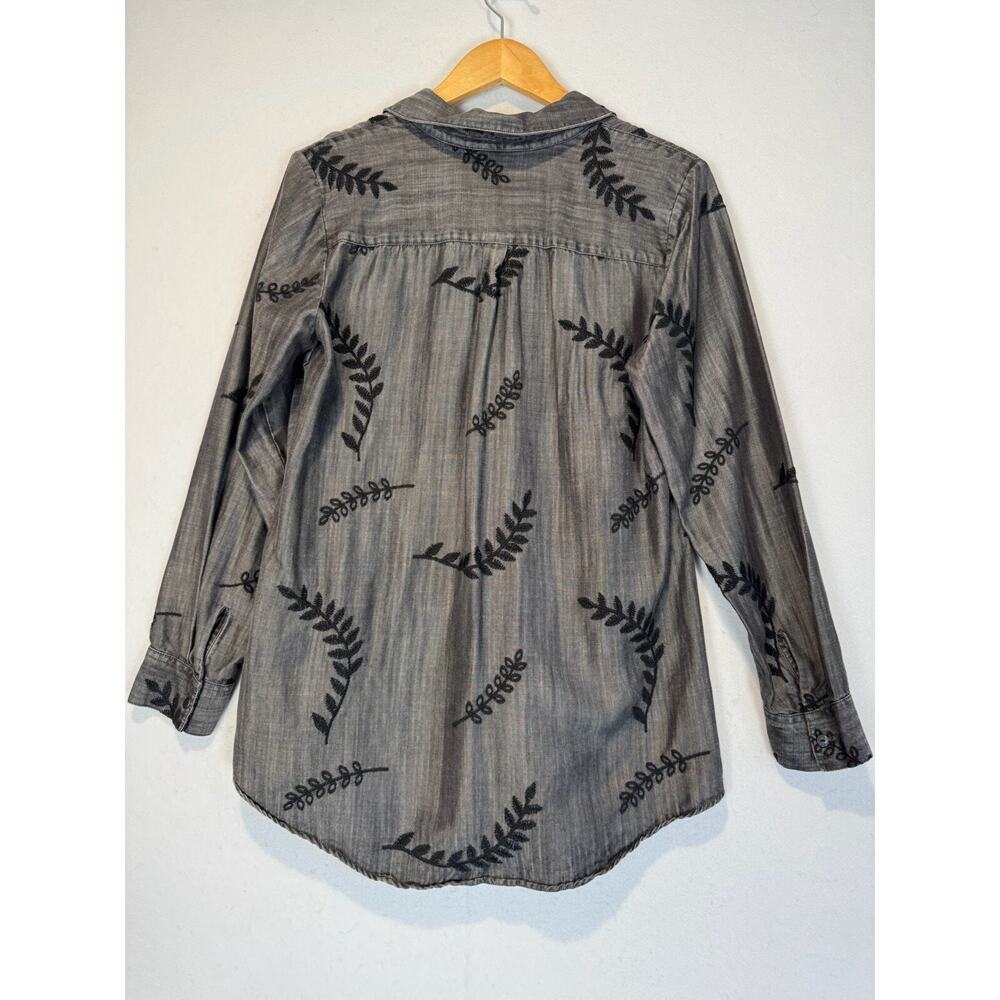 Soft Surroundings Shirt Button Up Embroidered Papyrus Leaf Black Chambray Medium - Picture 3 of 7